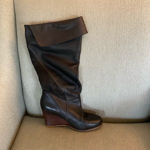 UGG slouch leather boots in black leather